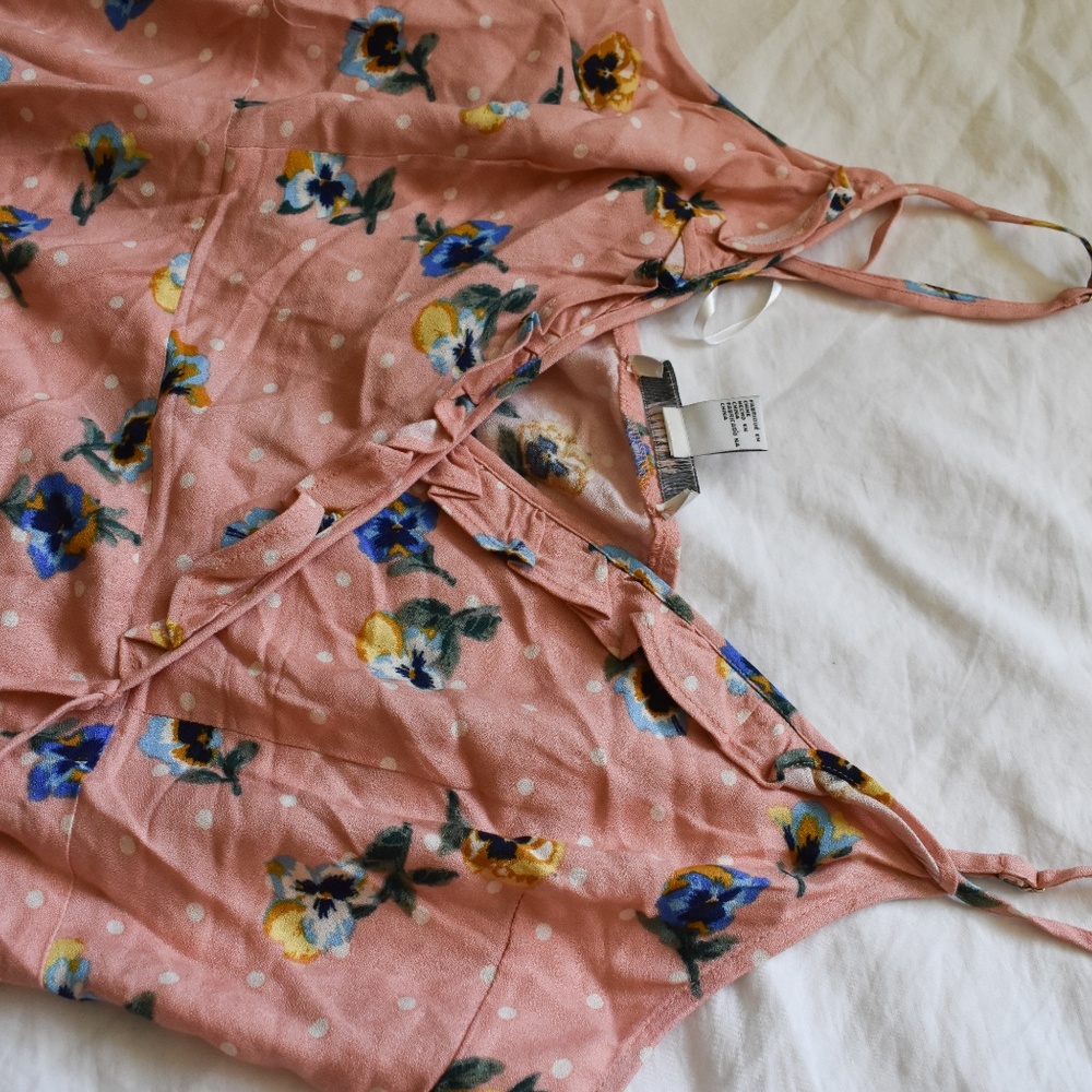 NWOT Floral Wrap Dress - Picture 2 of 2